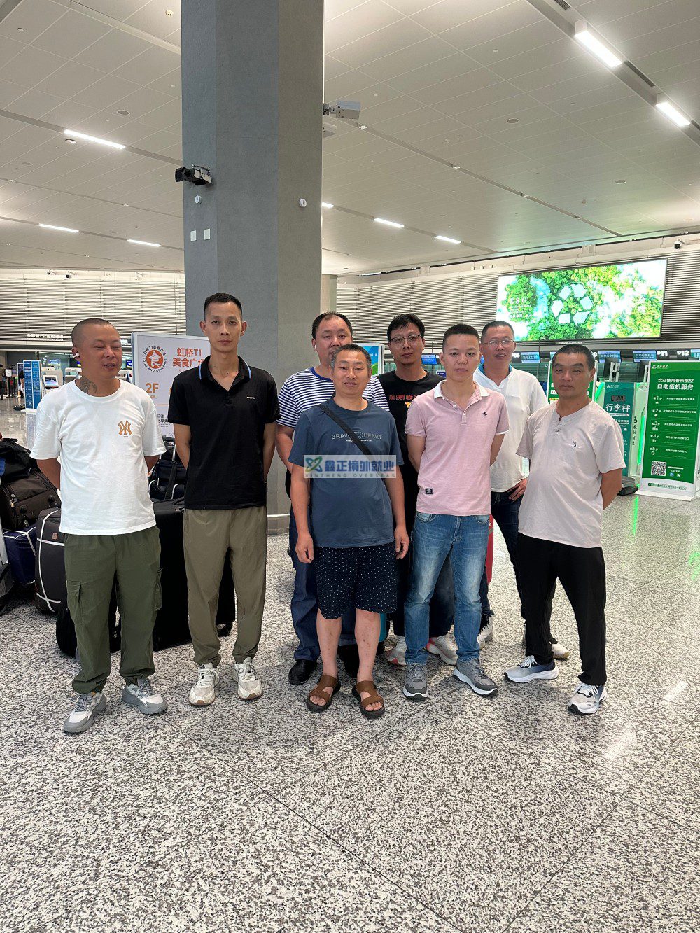 鑫正柬埔寨水电工出发