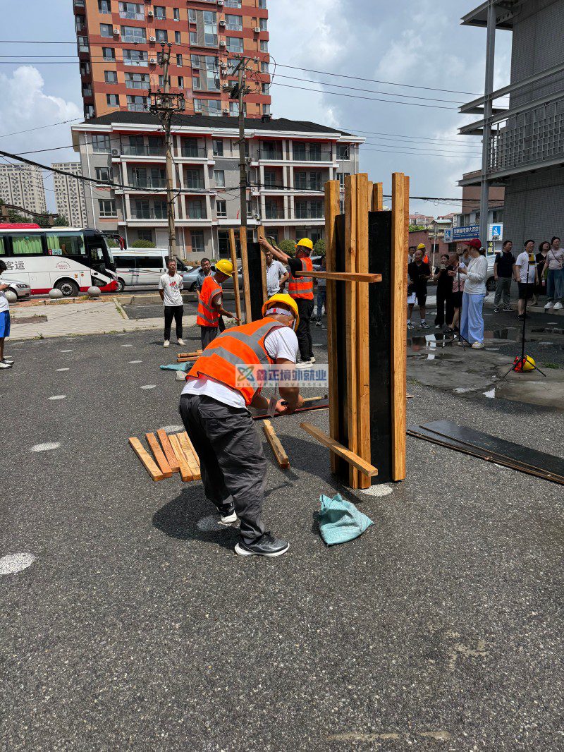鑫正香港大连考试现场