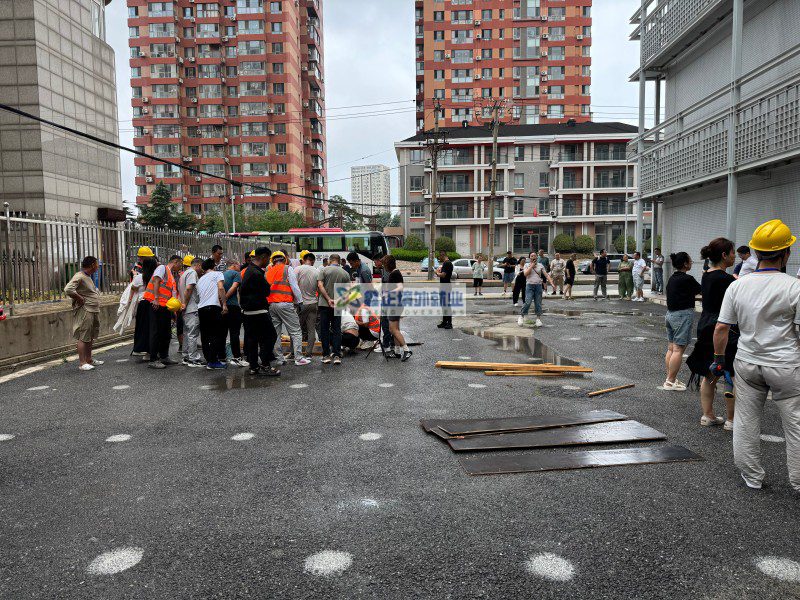 鑫正香港大连考试现场