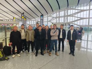 迪拜：高薪招聘瓦工，点工450-500。