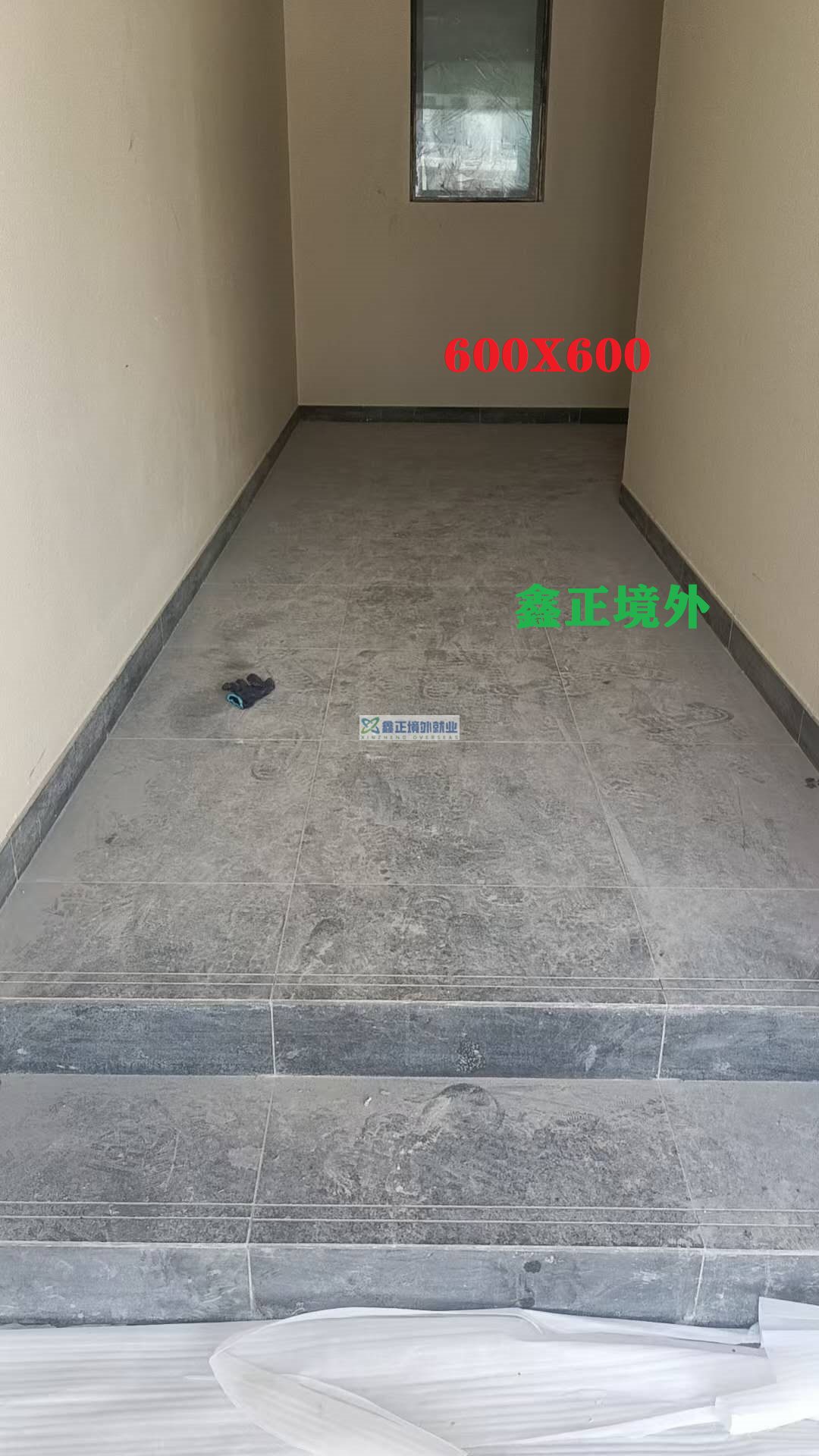 鑫正境外迪拜瓷砖工现场要求