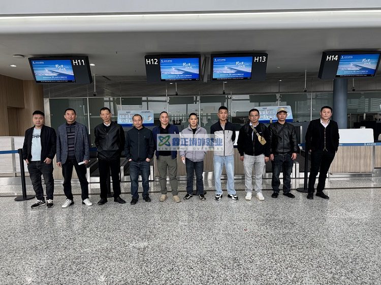 江苏鑫正油漆工今日从南京出发