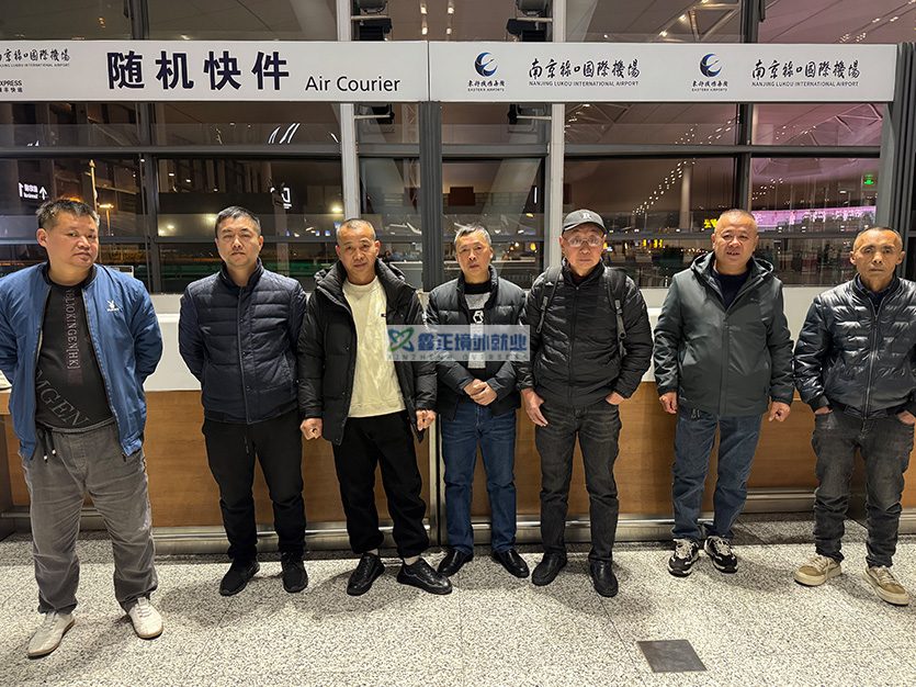 2025.12.26江苏鑫正迪拜瓷砖工禄口出境